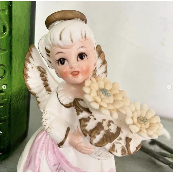 Vintage Lefton November Birthday Angel Bisque Porcelain Flower Basket KW3332 - Picture 2 of 7